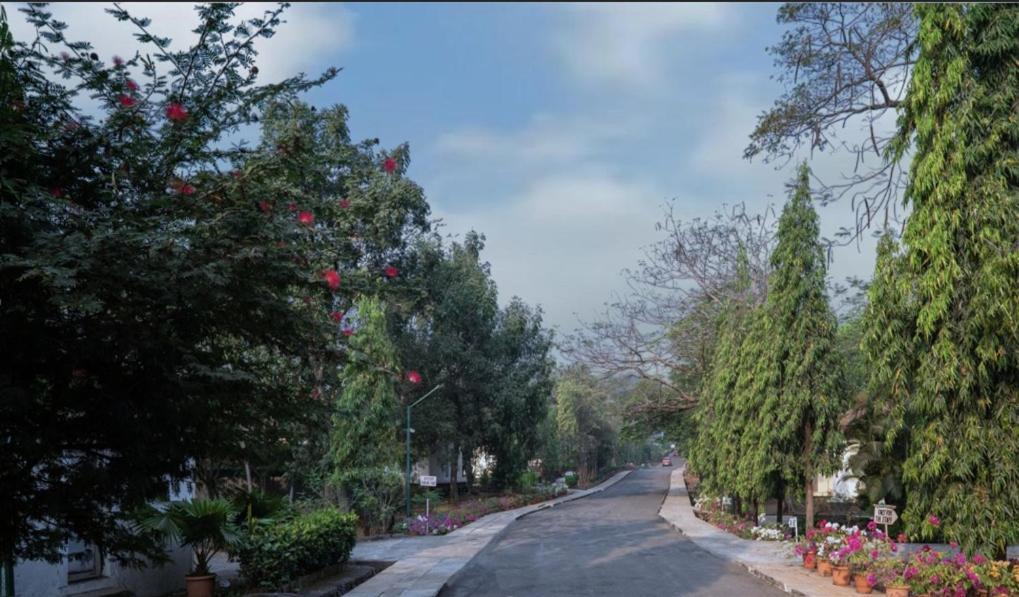 Modi'S Resort, Karjat Zewnętrze zdjęcie